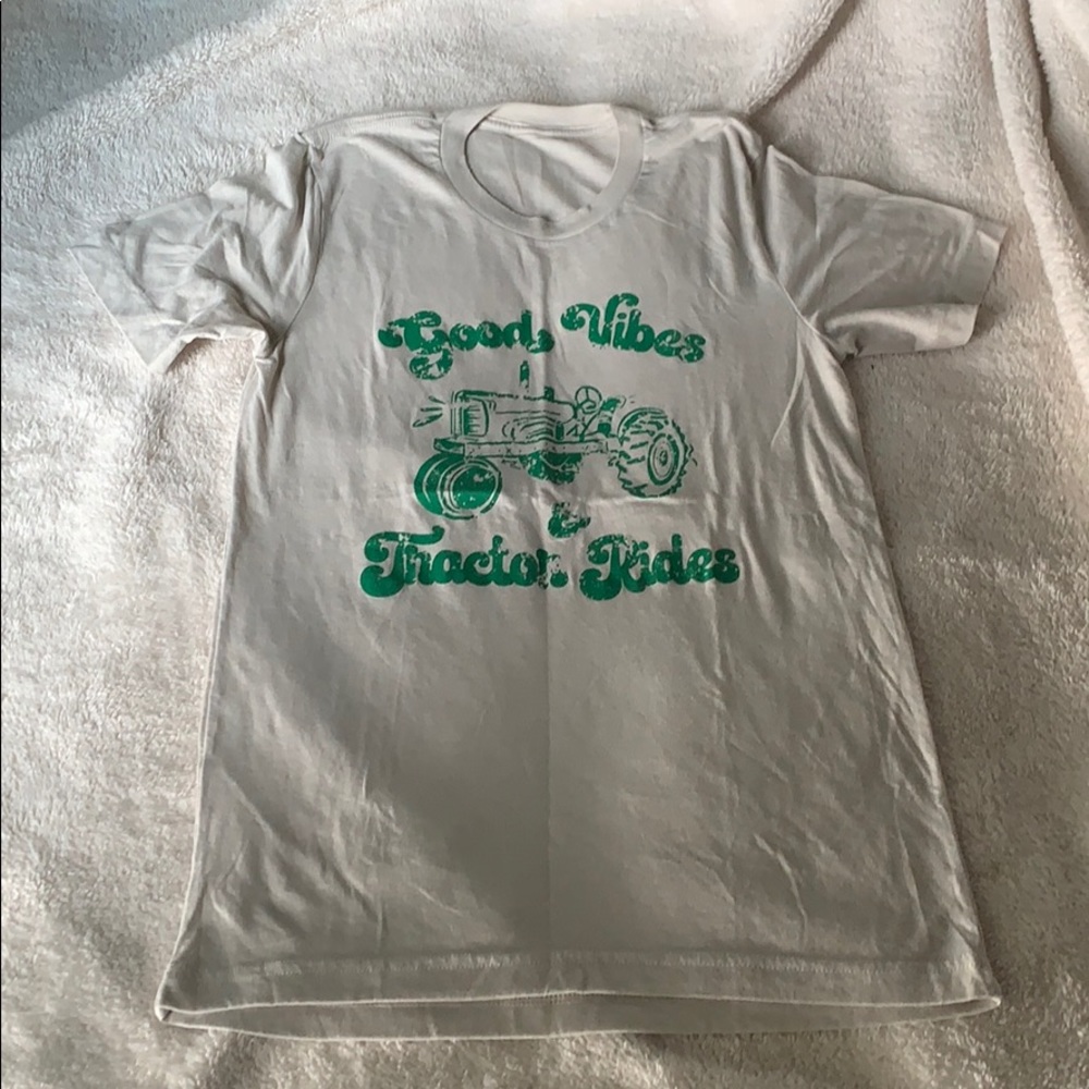 Rosebuds tees